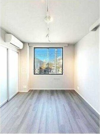 ラ・ペルラ下北沢の物件内観写真